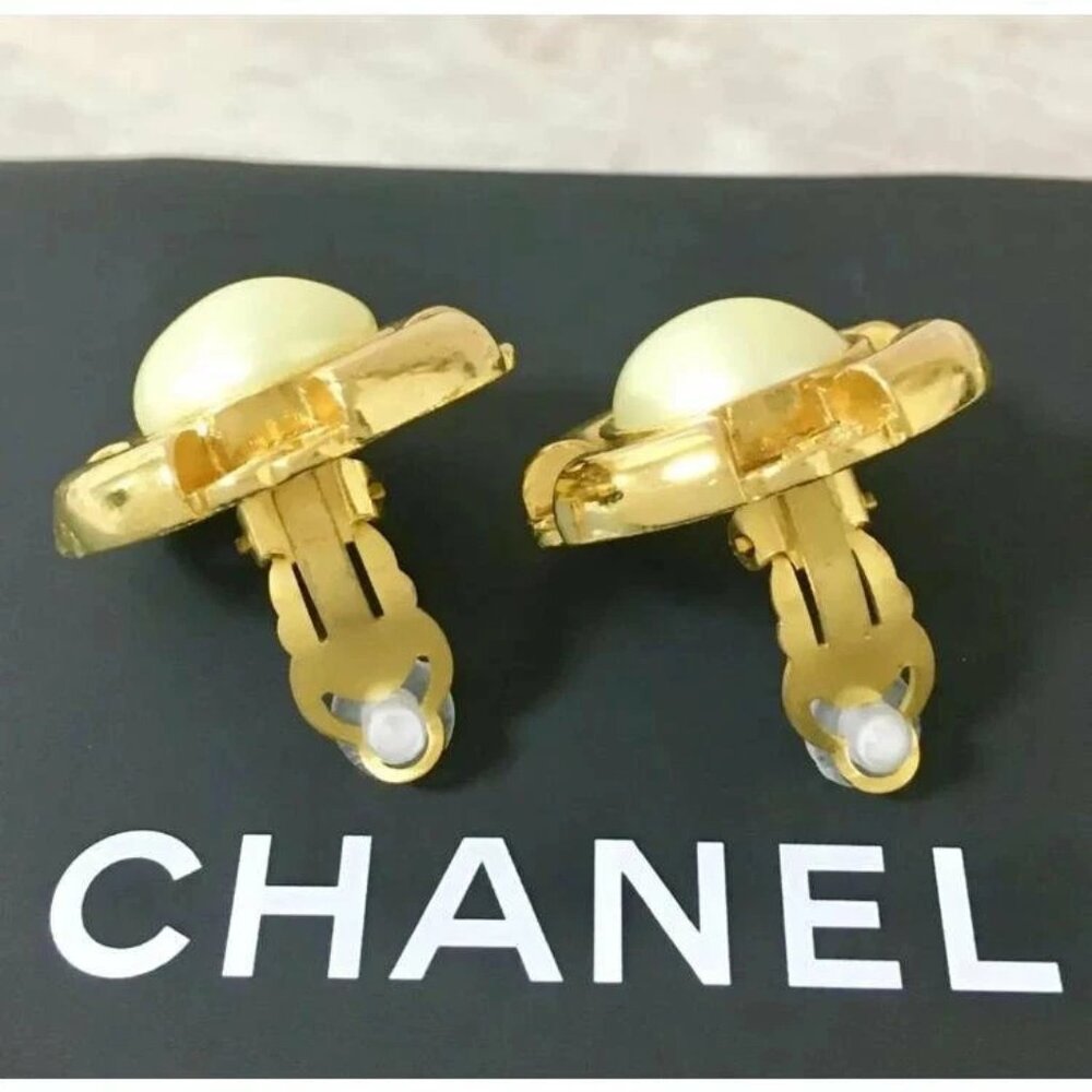Authentic CHANEL Coco Mark 4-strand Gold Earrings Pearl Accents bsj342-121225 - Picture 4 of 4